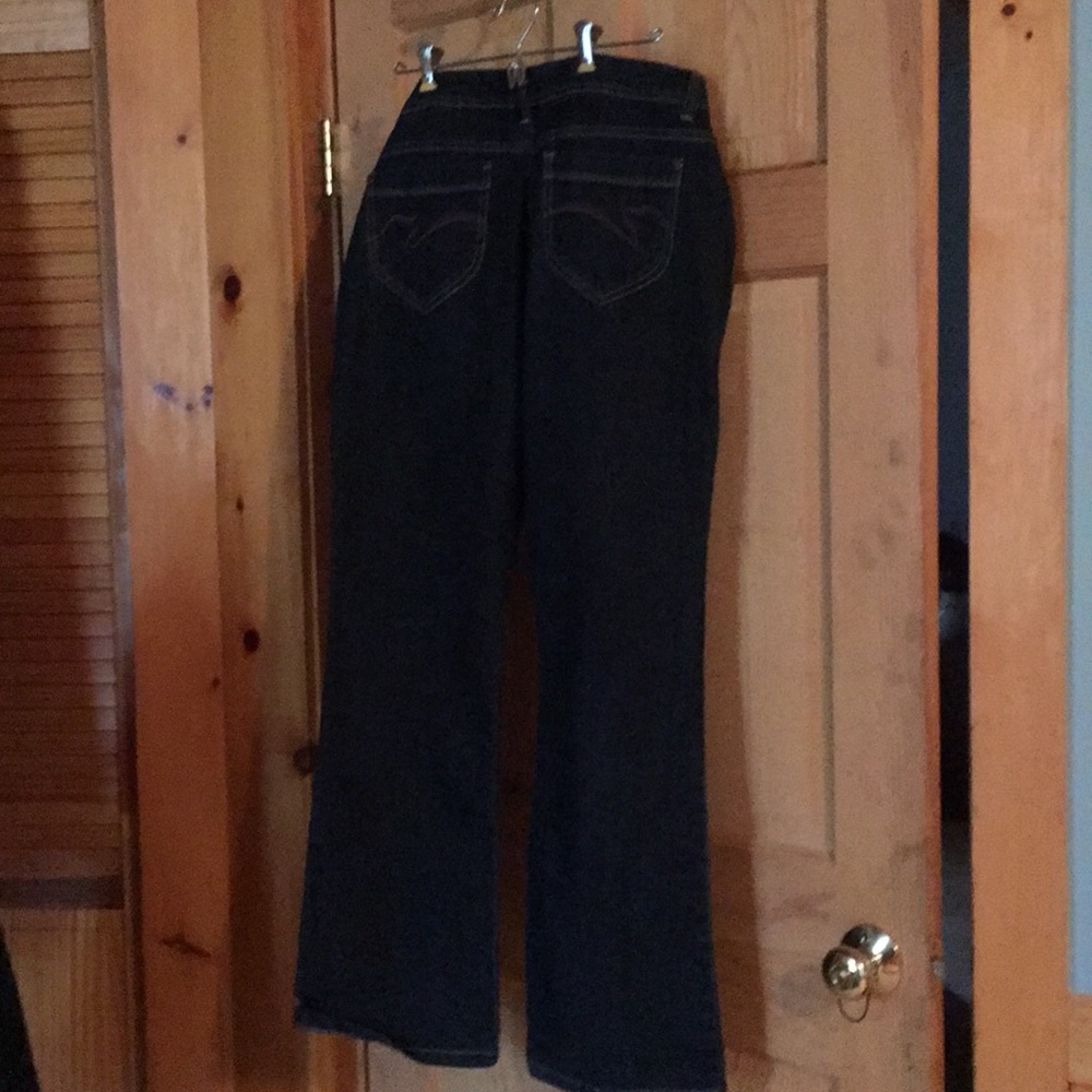 Boot cut jeans